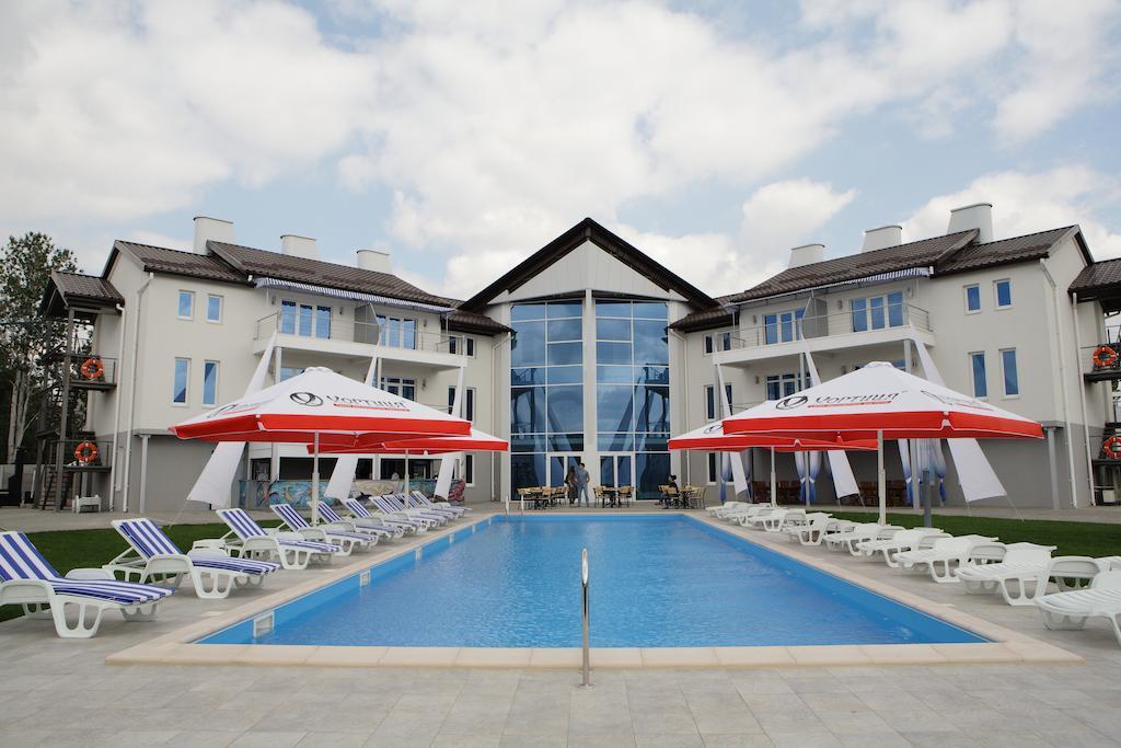 Porto Riva Hotel Zaporizhia Exterior photo