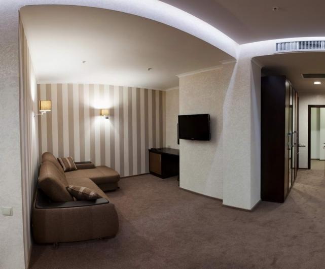 Porto Riva Hotel Zaporizhia Room photo